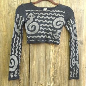 NWT The People of the Labyrinths Crop